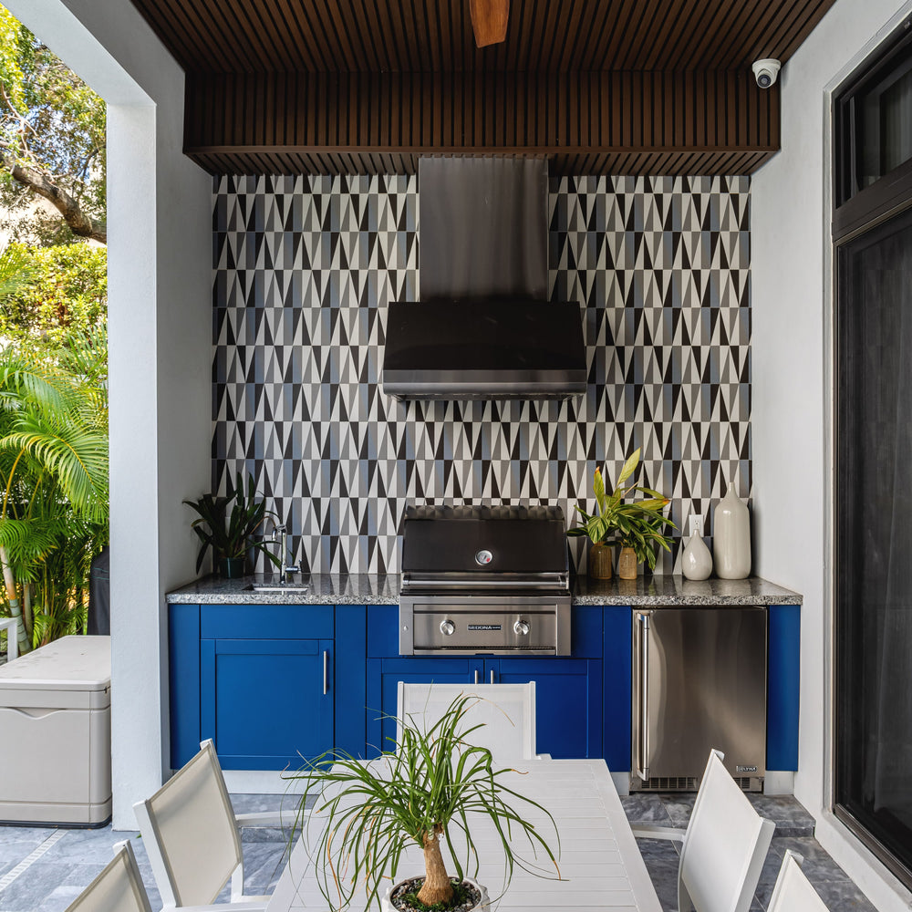 
                  
                    Exterior Cocoa
                  
                